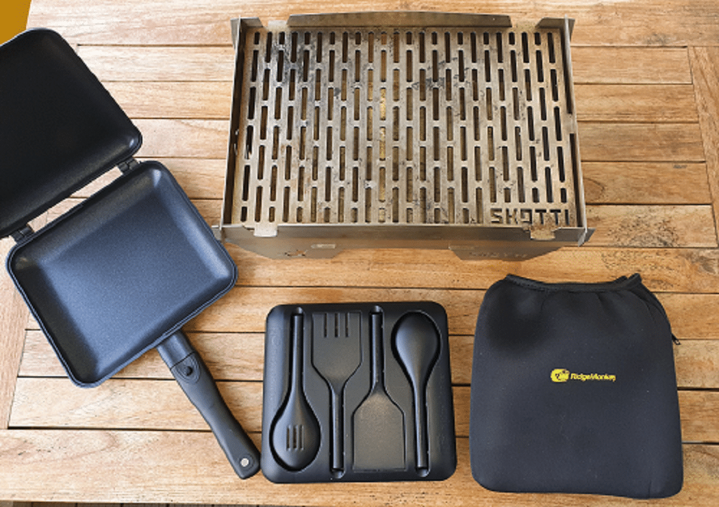 Outdoor-Kochspaß mit dem RidgeMonkey Connect Sandwich Toaster